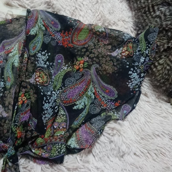 Top - Picture 4 of 4